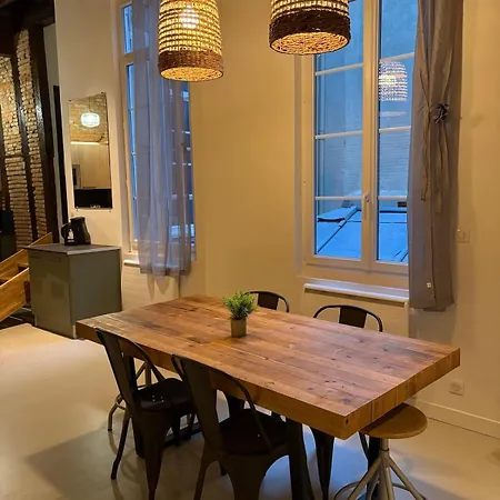 Апартаменты Spacieux T3 Centre Esquirol Carmes *